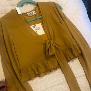 LF store convertible crop top!